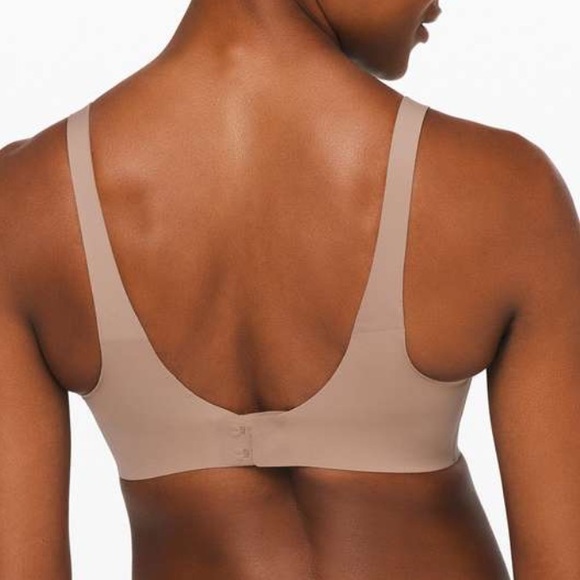 Lululemon Like Nothing Bra Beige Soft Sand Womens Size 34D T-Shirt W2AVYS 34 D - Picture 12 of 13